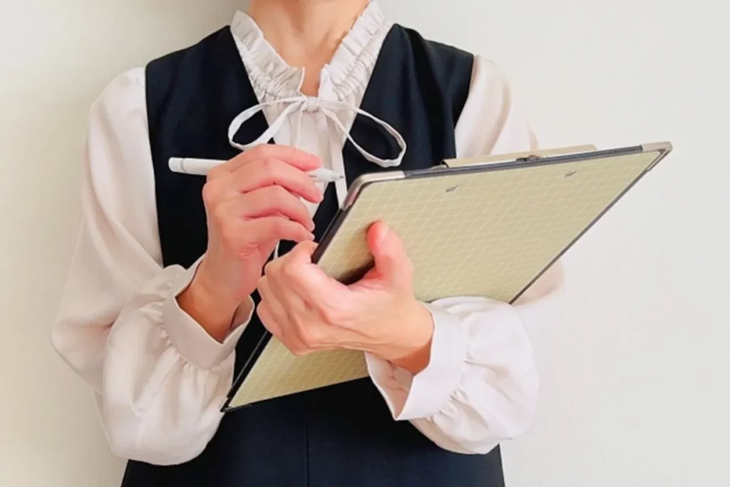 企業の想いを伝える取材・執筆のイメージ写真