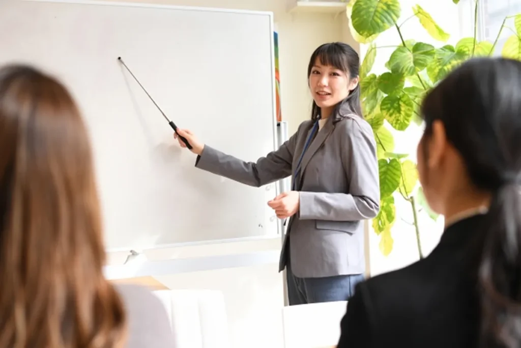 LINEとWebサイトの連携イメージ写真